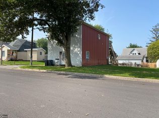 1401 N 8th St, Burlington, IA 52601