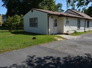 275 Girard Ave, Somerset, NJ