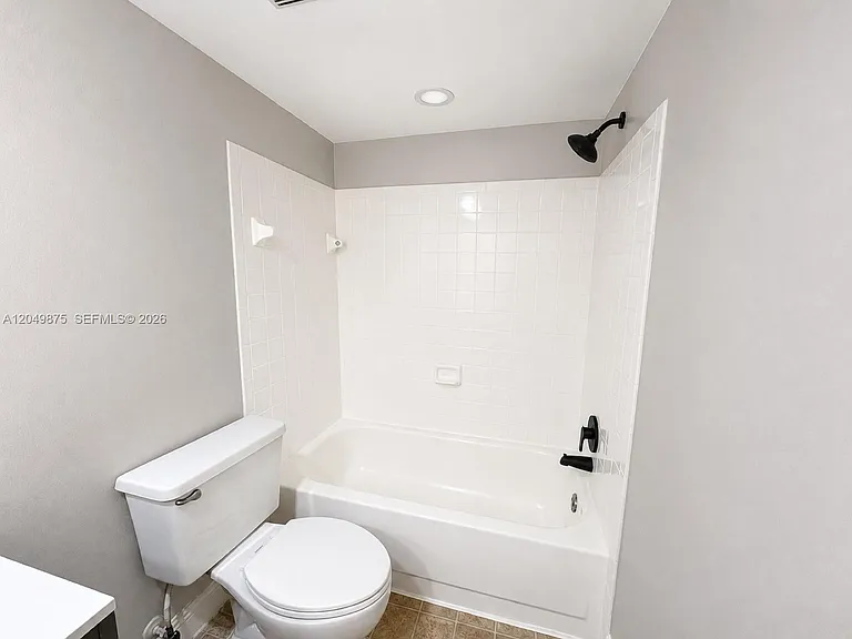 5612 Rock Island Rd #144 — Photo 38