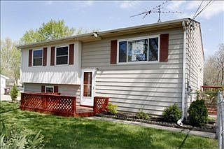 2nd image of 5829 Cheshire St