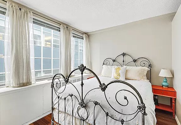5th image of 130 Water St APT 9F