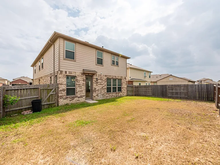 2518 Boxwood Park Ln — Photo 12