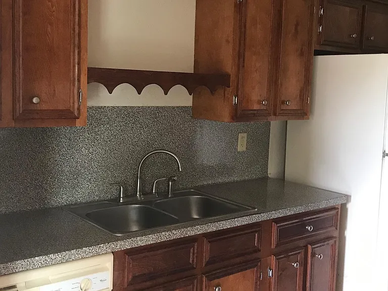 5030 Shadowridge Dr — Photo 1