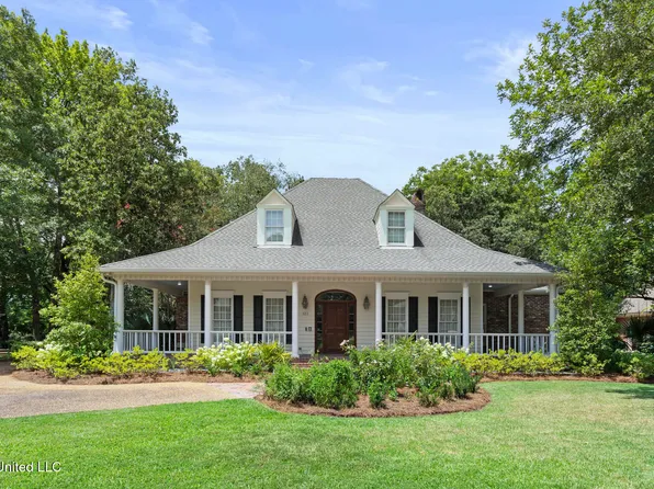 123 Sawbridge Dr, Ridgeland, MS 39157