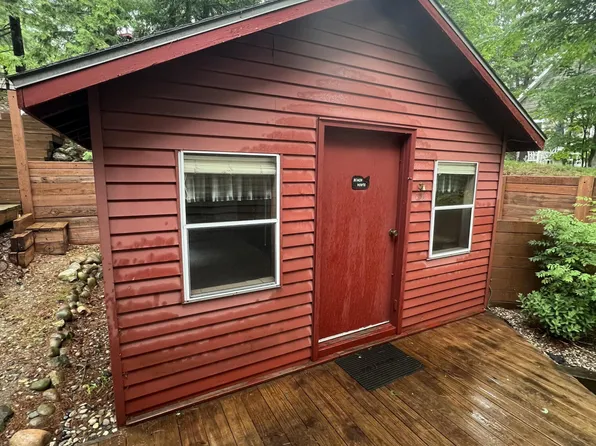 6175 Honey Ln, Johannesburg, MI 49751