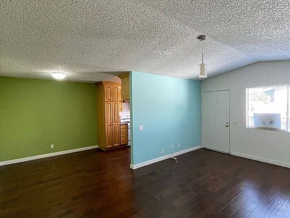 4th image of 1809 Wilcox Ave APT D