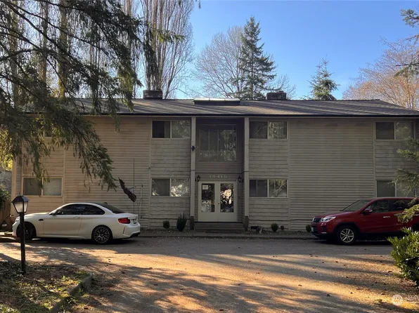 19415 28th Avenue NE, Lake Forest Park, WA 98155