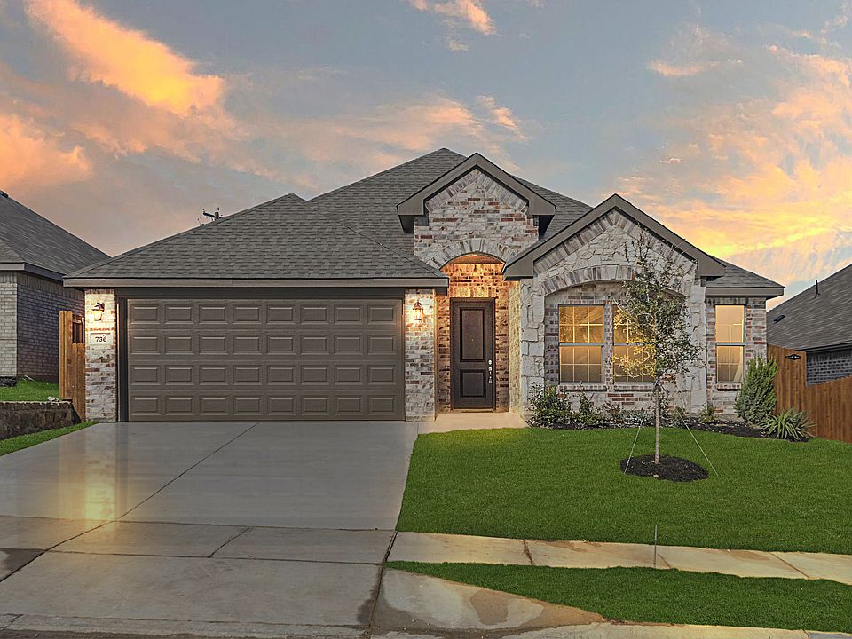 1st image of 736 Long Iron Dr