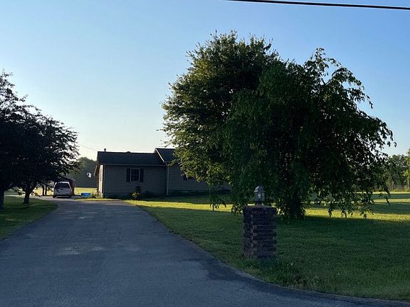 2nd image of 520 Castle St