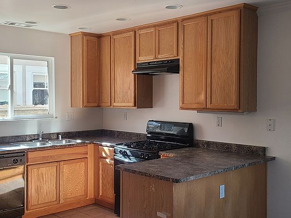 5th image of 600 Oakland Ave
