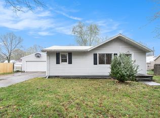 50632 Kenilworth Rd, South Bend, IN 46637