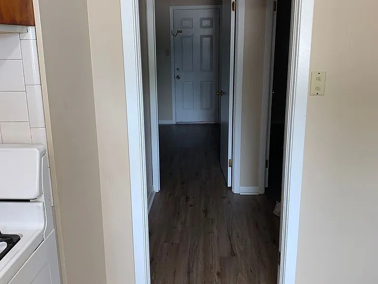 1600 Badt Ave — Photo 3