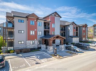 11 Beckwith Ln #102, The Blue Mountains, ON L9Y0C7