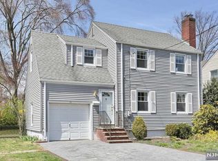 10 Rutgers Ter, Fair Lawn, NJ 07410