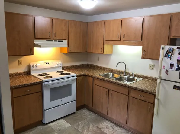 Hillside Manor Apartments, 650 S Main St #Ffe3a2d2c, Oconto Falls, WI 54154