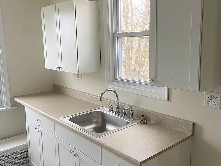 4908 Lougean Ave — Photo 4