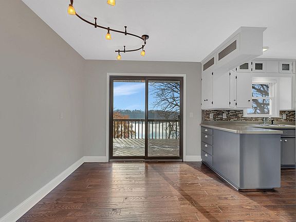 4th image of 20891 Becker Lake Cir