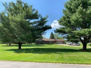 46156 Lakeview Dr, Decatur, MI 49045