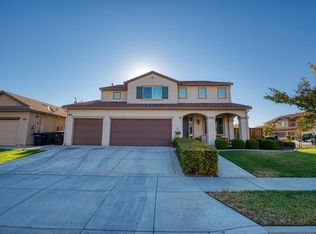 302 Lavender Ln, Patterson, CA 95363