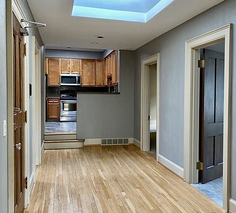 3rd image of 282 Summer St APT 8
