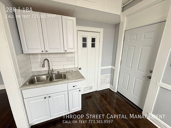 2nd image of 1621 S Komensky Ave APT 2B