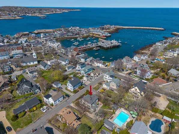 1 Gott St, Rockport, MA 01966