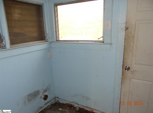 161 Cypress St, Clinton, SC 29325