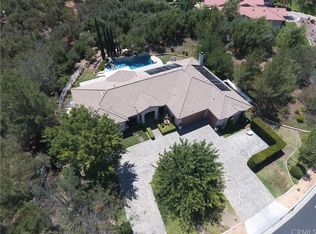 48297 Joshua Tree Ct, Murrieta, CA 92562