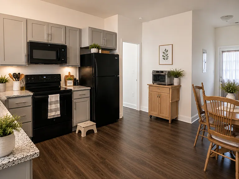 113 W Langdon Ave #2 — Photo 3