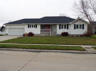 2404 34th St, Columbus, NE 68601