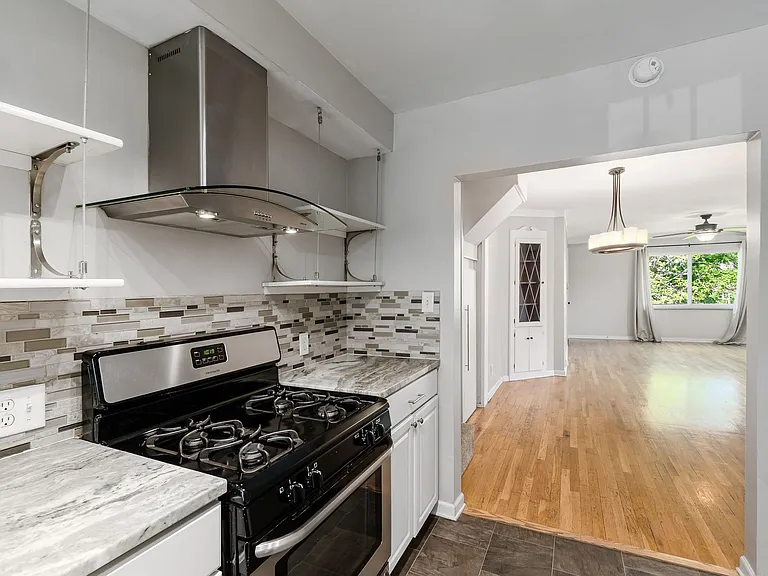1650 Northwest Blvd #B — Photo 9