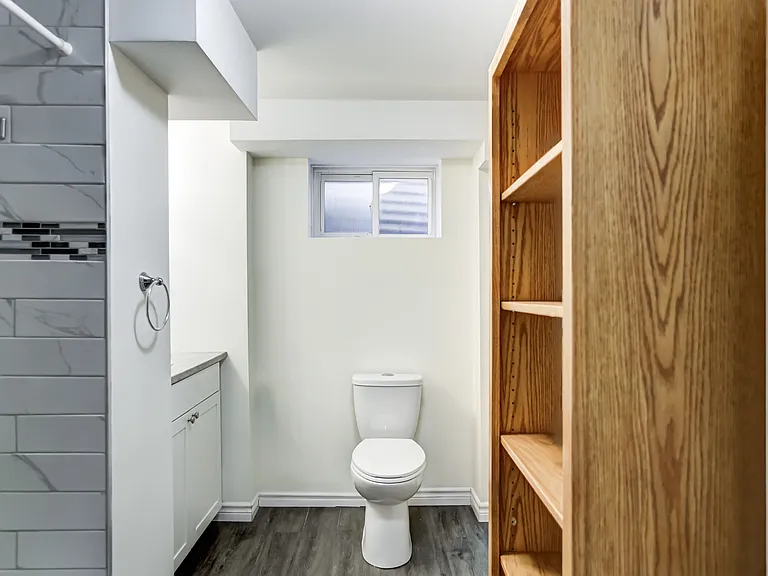 5 Daphne Cres #BASEMENT — Photo 15