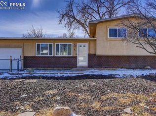 97 Landoe Ln, Colorado Springs, CO 80911