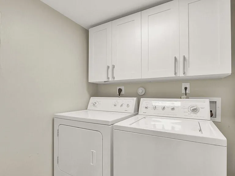 12910 Briarlake Dr #203 — Photo 28