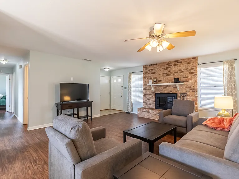 1689 Chachalaca Ln — Photo 5