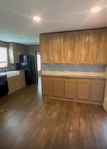 61 County Road 3703 Photo 1