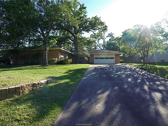 4th image of 2312 Wayside Dr