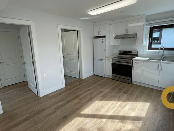 2nd image of 321 E 64th Ave