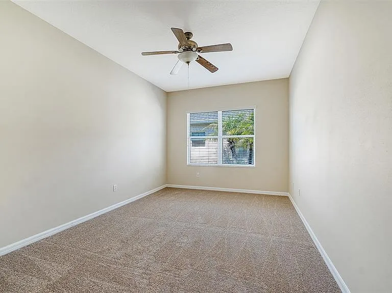 1424 Blue Horizon Cir — Photo 25