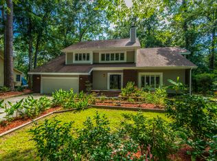 402 Lakeview Dr, Summerville, SC 29485
