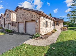1699 Pebble Beach Dr, Hoffman Estates, IL