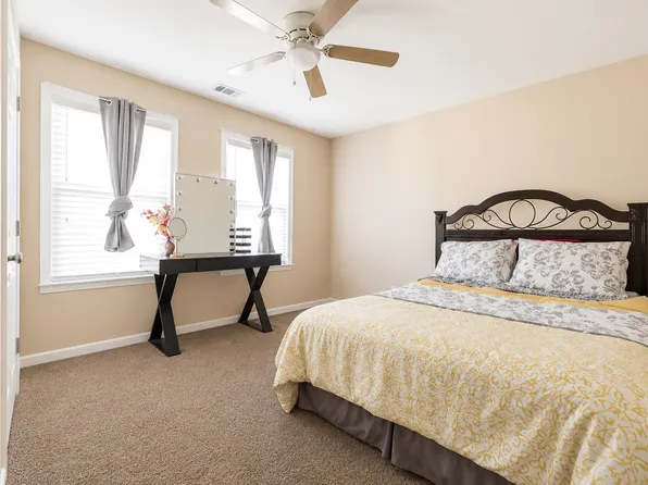 141 Back Cedar Ln, Warner Robins, GA 31093