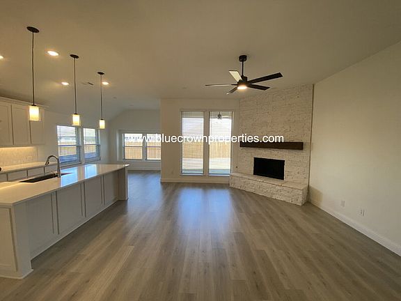 2nd image of 2012 Hickory Chase Ln