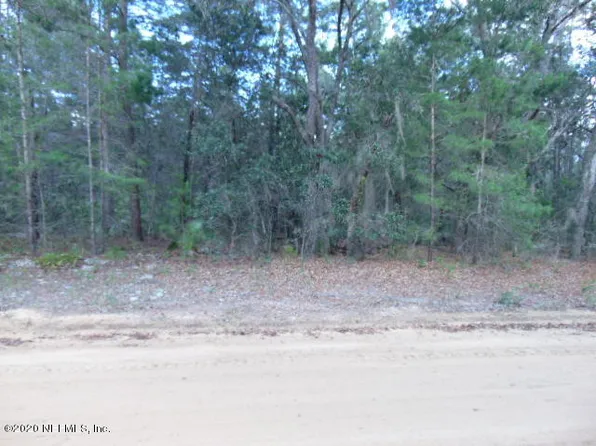 1020 Creager Ave, Interlachen, FL 32148