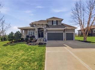 7026 Belmont Dr, Shawnee, KS 66226