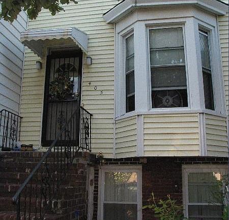5th image of 405 Greenwood Ave