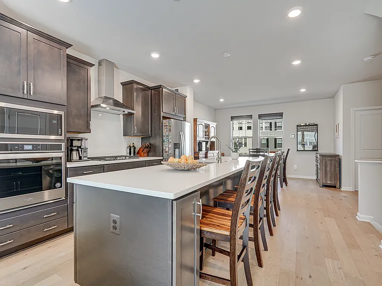 9536 Barnes Loop — Photo 7