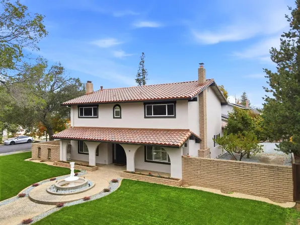 99 Calfhill Ct, Los Gatos, CA 95032