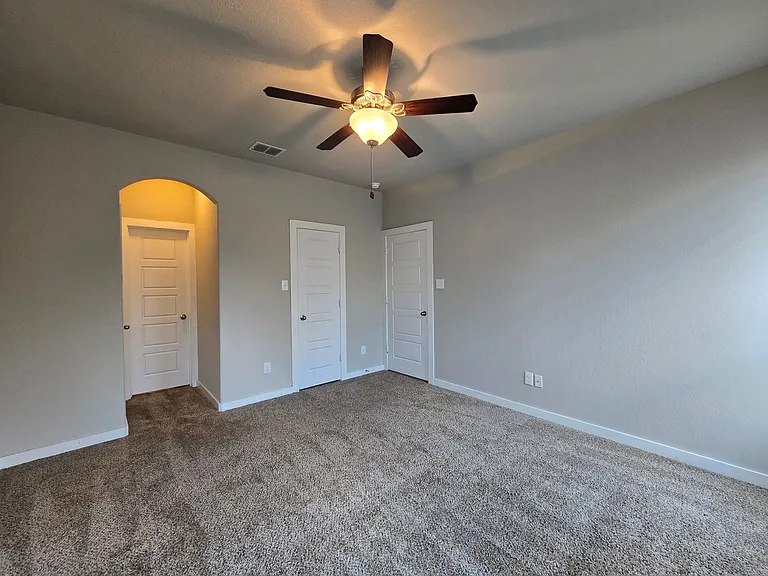526 Creekside Frst — Photo 12