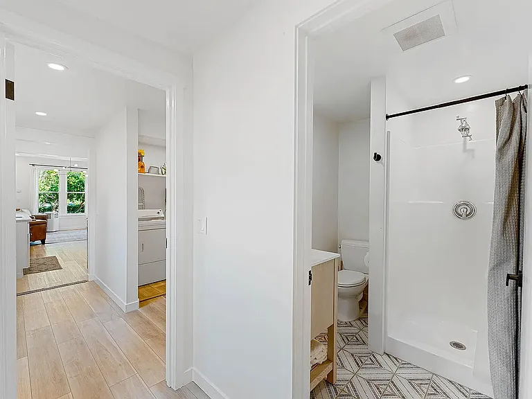 813 Castillo St — Photo 11